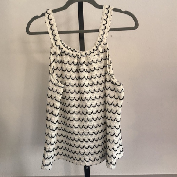 Texture & Thread sleeveless X-Large top, NWT - Picture 3 of 10